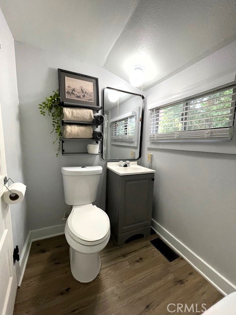 23752 Inspiration, Crestline, CA 92325