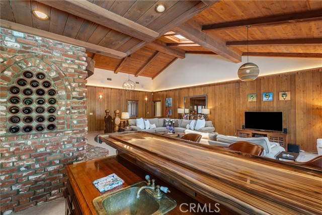 23060 Doris Way, Torrance CA: https://media.crmls.org/medias/c5dc65d9-94ea-4a31-8f0e-175b8a019f11.jpg