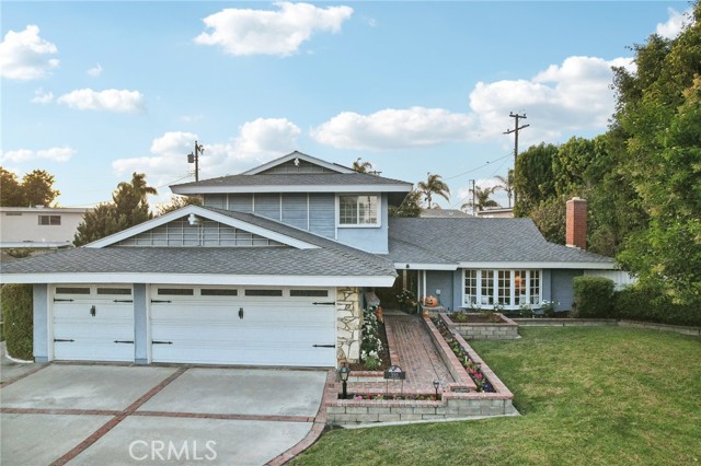 Detail Gallery Image 1 of 61 For 393 Etna Cir, Brea,  CA 92823 - 4 Beds | 2 Baths