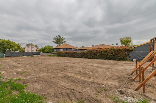 Detail Gallery Image 6 of 6 For 1592 W 36th St, Los Angeles,  CA 90018 - 2 Beds | 1 Baths