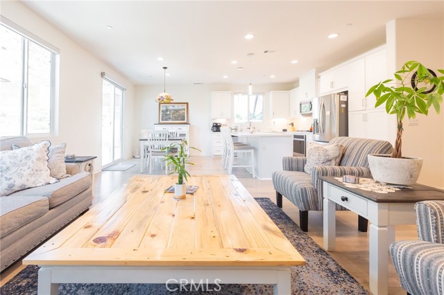 Detail Gallery Image 10 of 38 For 30912 Marbella, Highland,  CA 92346 - 5 Beds | 4 Baths