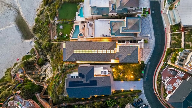 Detail Gallery Image 55 of 73 For 21 Bay, Laguna Beach,  CA 92651 - 6 Beds | 6/1 Baths