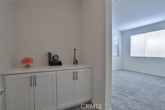 1957 S Hartford Place, San Bernardino CA: https://media.crmls.org/medias/c5de0023-9883-4bfe-ac46-af5fd42a9964.jpg