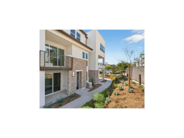 Detail Gallery Image 1 of 19 For 2604 Everly Dr, San Diego,  CA 92108 - 3 Beds | 3/1 Baths