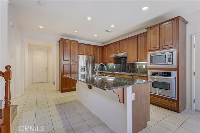 3115 N Sunrise Court, Orange CA: https://media.crmls.org/medias/c5debcc9-e601-41a6-a6f4-0c426c579ff9.jpg