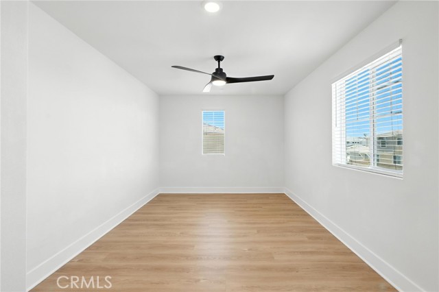 30248 Sunset Pier Drive, Menifee CA: https://media.crmls.org/medias/c5e1e34f-604c-454c-baba-1af408d654db.jpg