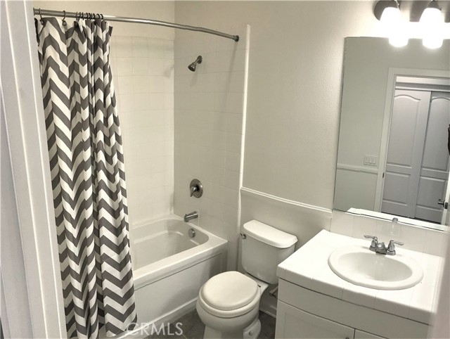 Detail Gallery Image 20 of 35 For 5403 W 149th Pl #13,  Hawthorne,  CA 90250 - 2 Beds | 2/1 Baths