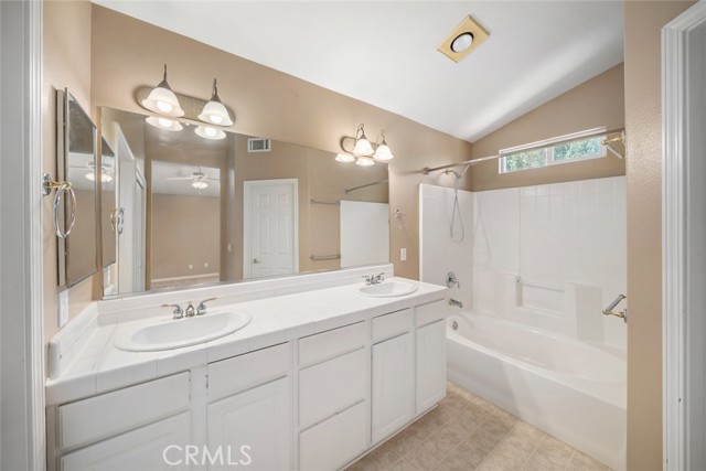 2913 Cottage Lane, Paso Robles CA: https://media.crmls.org/medias/c5e278dc-35a7-4f4f-843d-f6f6cea9146a.jpg