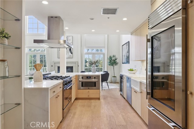 Detail Gallery Image 16 of 67 For 1040 4th #407,  Santa Monica,  CA 90403 - 3 Beds | 3/1 Baths