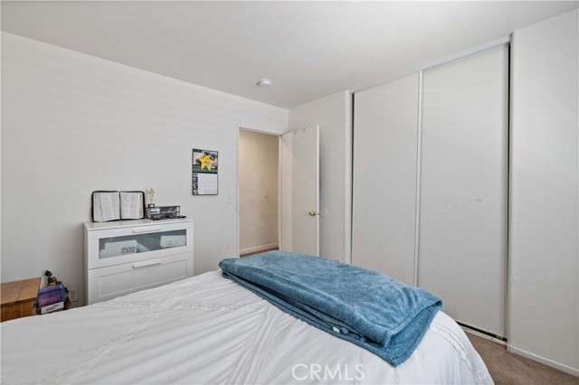 1810 E Jenner Street, Lancaster CA: https://media.crmls.org/medias/c5e328f1-4b83-42a6-9481-7059e34249f9.jpg