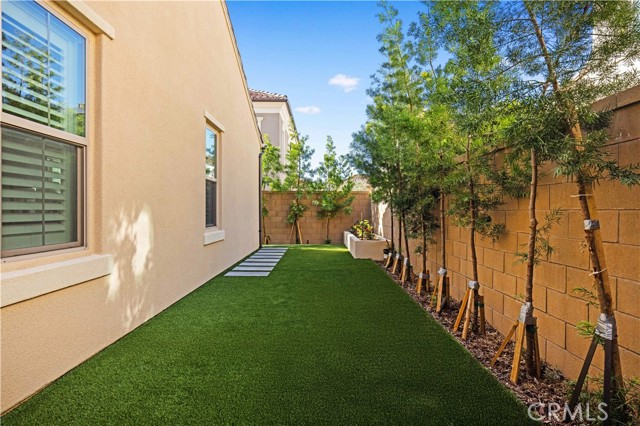 Detail Gallery Image 29 of 74 For 113 Imagination Trail, Irvine,  CA 92620 - 4 Beds | 3/1 Baths