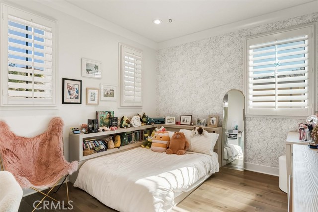 Detail Gallery Image 24 of 49 For 11937 Ancona Way, Porter Ranch,  CA 91326 - 6 Beds | 5/1 Baths