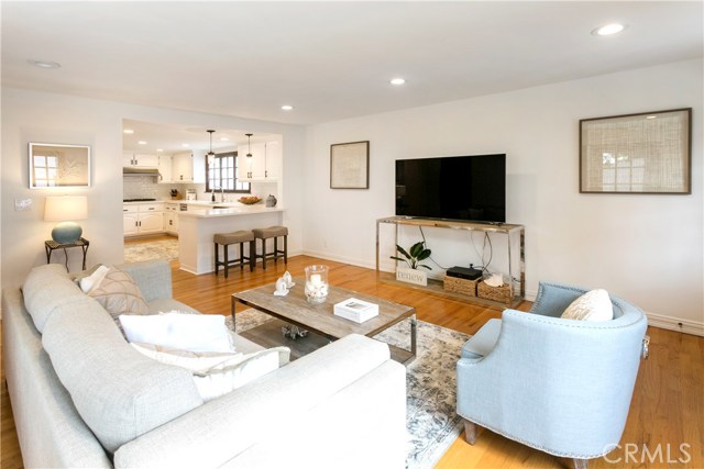 600 35th Street, Manhattan Beach, California 90266, 3 Bedrooms Bedrooms, ,2 BathroomsBathrooms,Residential,Sold,35th,SB17026414