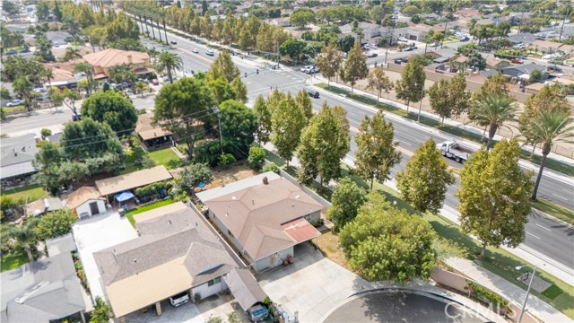 1250 W Camile Street, Santa Ana CA: https://media.crmls.org/medias/c5e4ca12-a001-4a58-908f-b9cad711552a.jpg