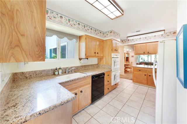 Detail Gallery Image 18 of 32 For 13011 Barto Dr, Granada Hills,  CA 91344 - 5 Beds | 3 Baths