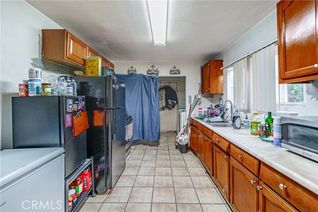Detail Gallery Image 12 of 39 For 907 E 109th Pl, Los Angeles,  CA 90059 - – Beds | – Baths