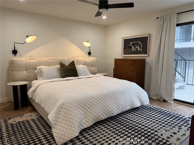 Detail Gallery Image 14 of 38 For 1401 12th #B,  Manhattan Beach,  CA 90266 - 3 Beds | 2 Baths
