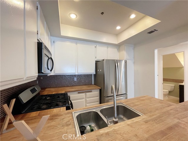 Detail Gallery Image 9 of 38 For 314 Monterey Rd #23,  South Pasadena,  CA 91030 - 2 Beds | 2 Baths