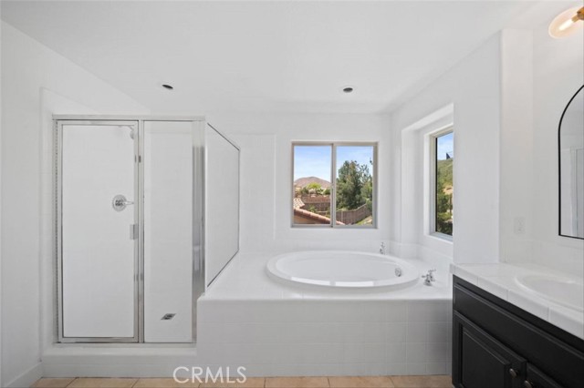 34090 Lady Fern Court, Lake Elsinore CA: https://media.crmls.org/medias/c5e84bc1-9f00-4234-be51-294b82f2e4ef.jpg
