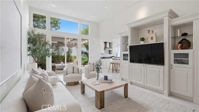 Detail Gallery Image 21 of 47 For 31 Saint Tropez, Newport Beach,  CA 92660 - 4 Beds | 3 Baths