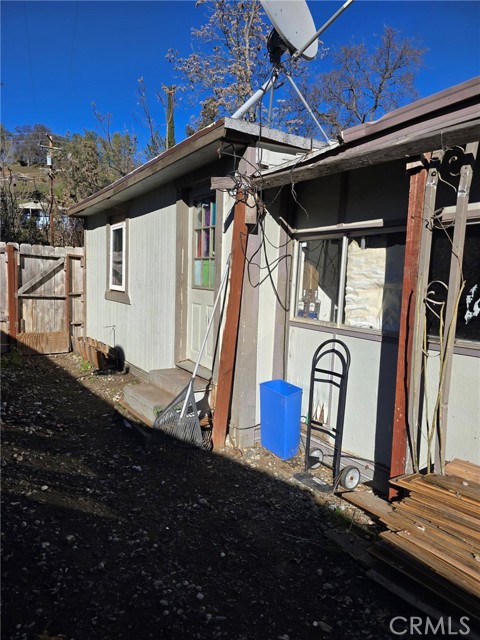 Detail Gallery Image 4 of 5 For 3630 Country Club Dr #39,  Lucerne,  CA 95458 - 2 Beds | 1 Baths