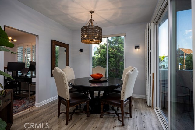 Detail Gallery Image 8 of 39 For 4713 E 4th, Long Beach,  CA 90814 - 2 Beds | 2 Baths