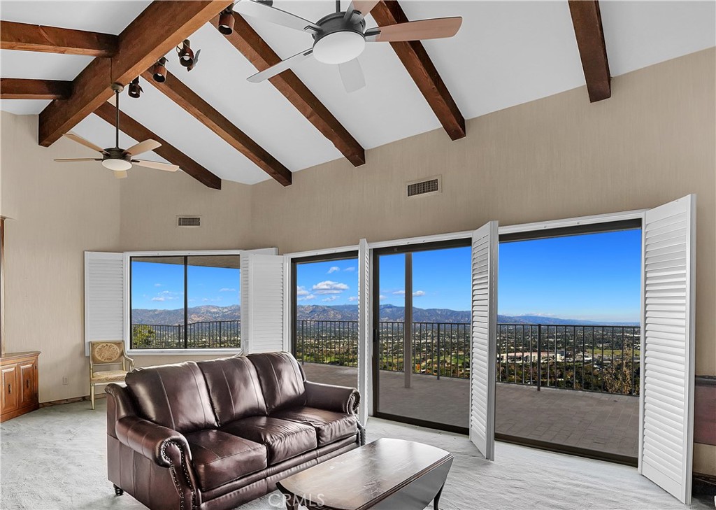 771 Panorama Place, Pasadena, CA 91105