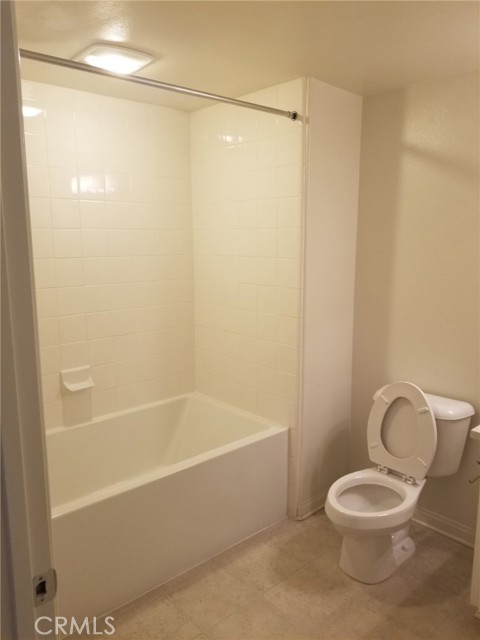 Detail Gallery Image 15 of 21 For 74 Rose Arch, Irvine,  CA 92620 - 2 Beds | 2 Baths