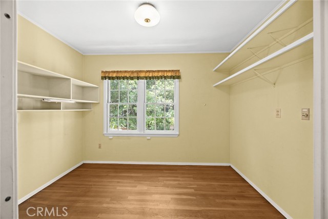 85 S San Rafael Avenue, Pasadena CA: https://media.crmls.org/medias/c5ea6a61-8810-466e-bbac-241dc15fa6c4.jpg