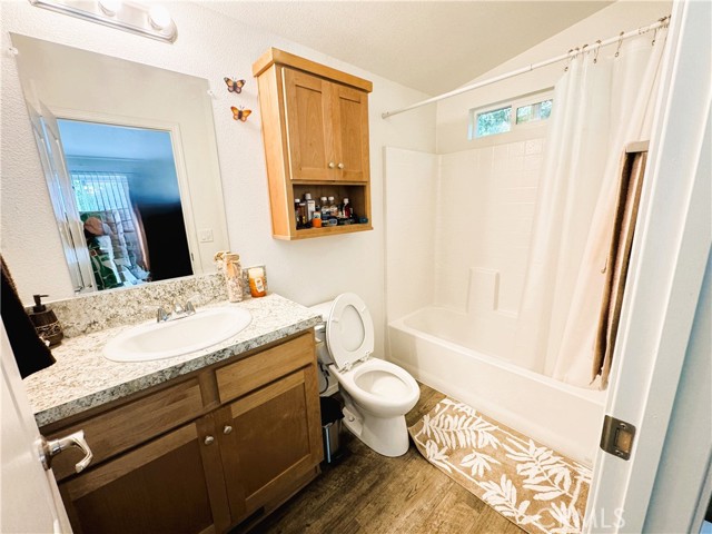 Detail Gallery Image 11 of 19 For 8600 Contreras St #26,  Paramount,  CA 91723 - 2 Beds | 2 Baths