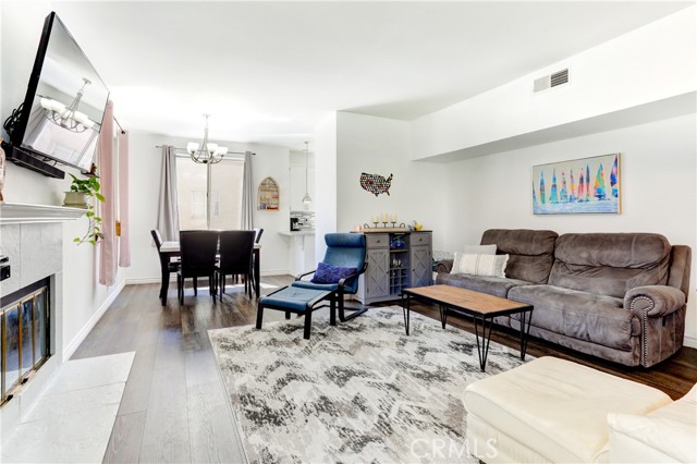 13901 Olive View Lane, 6 photo 4