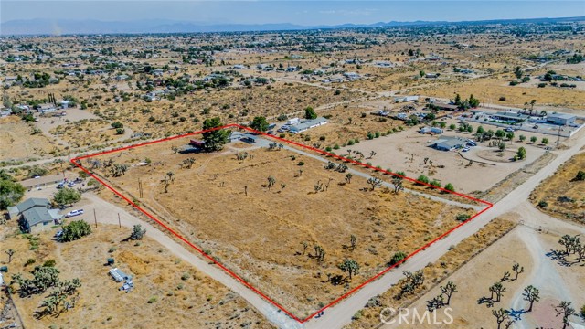 Detail Gallery Image 8 of 18 For 10601 Anderson Ranch Rd, Phelan,  CA 92371 - 2 Beds | 2 Baths