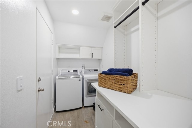 608 Palm Drive, Hermosa Beach, California 90254, 2 Bedrooms Bedrooms, ,2 BathroomsBathrooms,Residential,For Sale,Palm,SB26088243