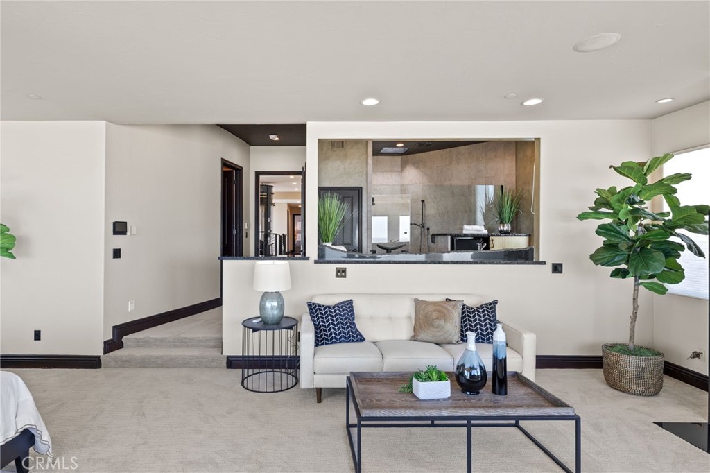 4308 The Strand