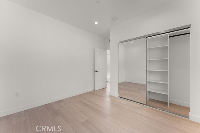 2155 Glenada Avenue, Montrose CA: https://media.crmls.org/medias/c5ee3581-528c-492b-840b-f815b079f96f.jpg