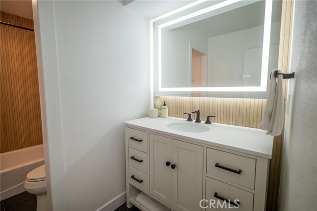 Detail Gallery Image 14 of 44 For 22215 Caminito Vino, Laguna Hills,  CA 92653 - 2 Beds | 1/1 Baths
