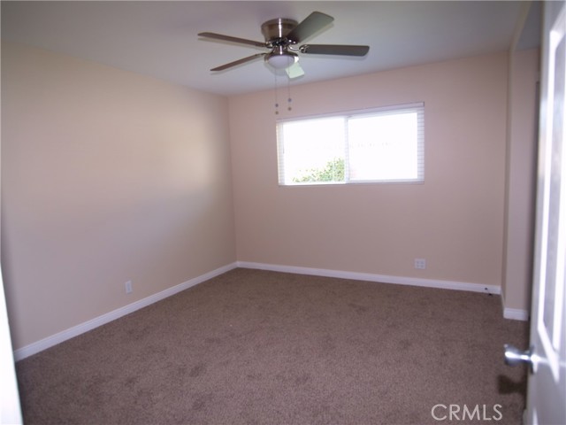 5554 La Deney E Street, Montclair CA: https://media.crmls.org/medias/c5eebcea-9322-4bf2-9926-cb852ea17806.jpg