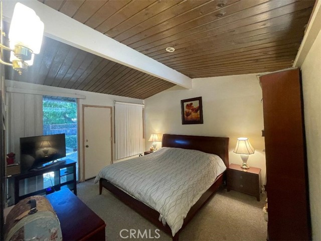 Detail Gallery Image 10 of 71 For 8458 Canby Ave, Northridge,  CA 91325 - 3 Beds | 2 Baths