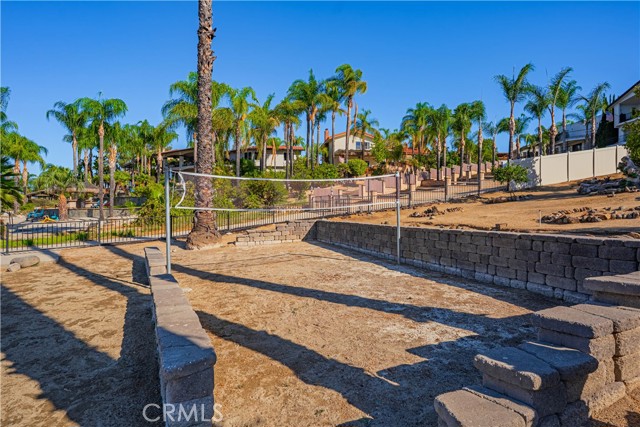 23256 Gray Fox Drive, Canyon Lake CA: https://media.crmls.org/medias/c5ef6da3-d88c-4c2a-b080-eb3eb4df2404.jpg