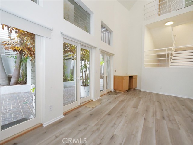 Detail Gallery Image 14 of 30 For 8235 Sunnysea Dr, Playa Del Rey,  CA 90293 - 3 Beds | 2/1 Baths