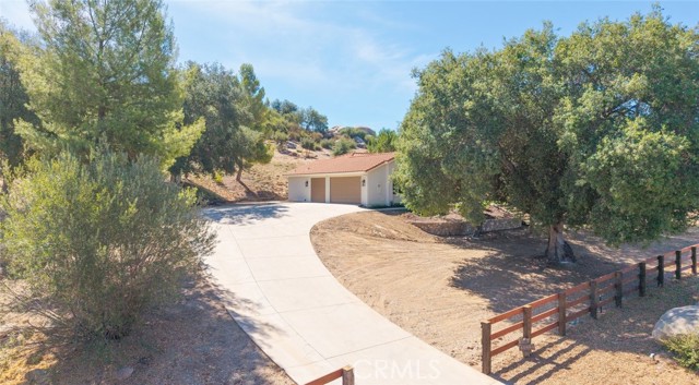 Detail Gallery Image 4 of 44 For 40994 Calle Bandido, Murrieta,  CA 92562 - 3 Beds | 3 Baths