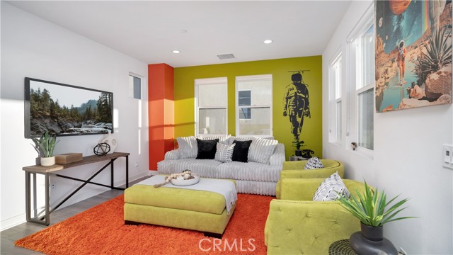 Detail Gallery Image 34 of 47 For 233 Tank, Irvine,  CA 92618 - 3 Beds | 2/1 Baths