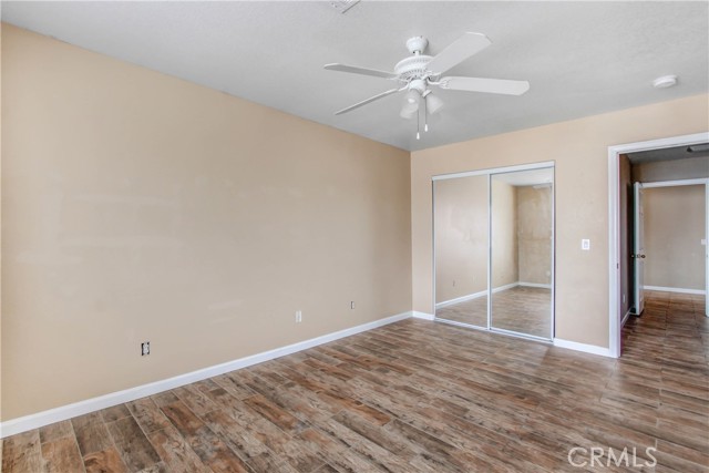 Image 17 of 20 For 15514 Avenida Manzana