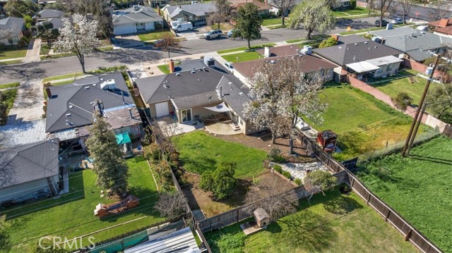 Detail Gallery Image 42 of 45 For 404 W Robinson Ave, Fresno,  CA 93705 - 3 Beds | 2 Baths