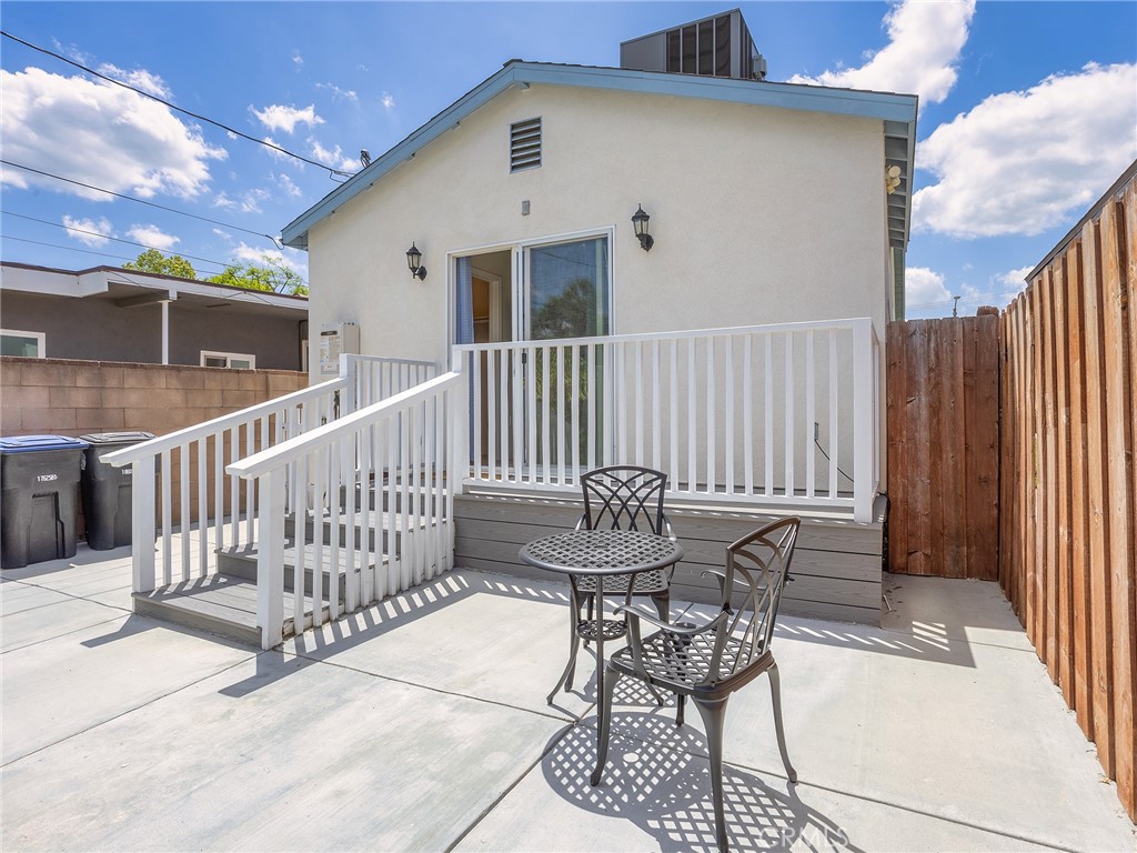 3309 Wedgewood Lane Burbank img 25