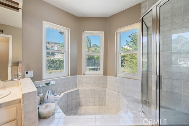 2445 N Santiago Boulevard, Orange CA: https://media.crmls.org/medias/c5f40eb0-253c-4524-9127-1a8bcafd975b.jpg