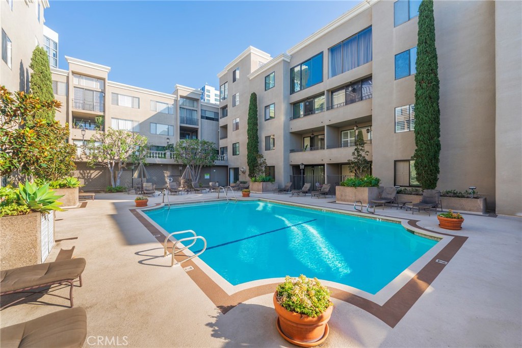 MLS #OC25244948 image #17