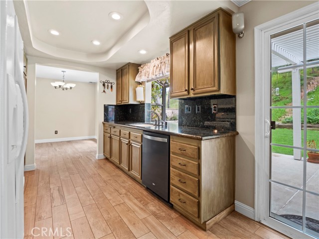 Detail Gallery Image 6 of 41 For 28428 Avion Cir, Castaic,  CA 91384 - 3 Beds | 2/1 Baths