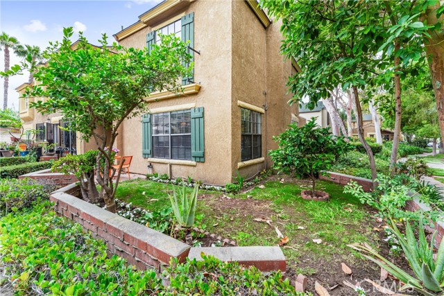 2514 Monte Carlo Drive, Santa Ana CA: https://media.crmls.org/medias/c5f6c218-14e9-4816-a5c0-bc2403d7924e.jpg