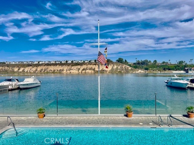 Detail Gallery Image 24 of 40 For 311 Concord Ln, Newport Beach,  CA 92660 - 2 Beds | 2 Baths